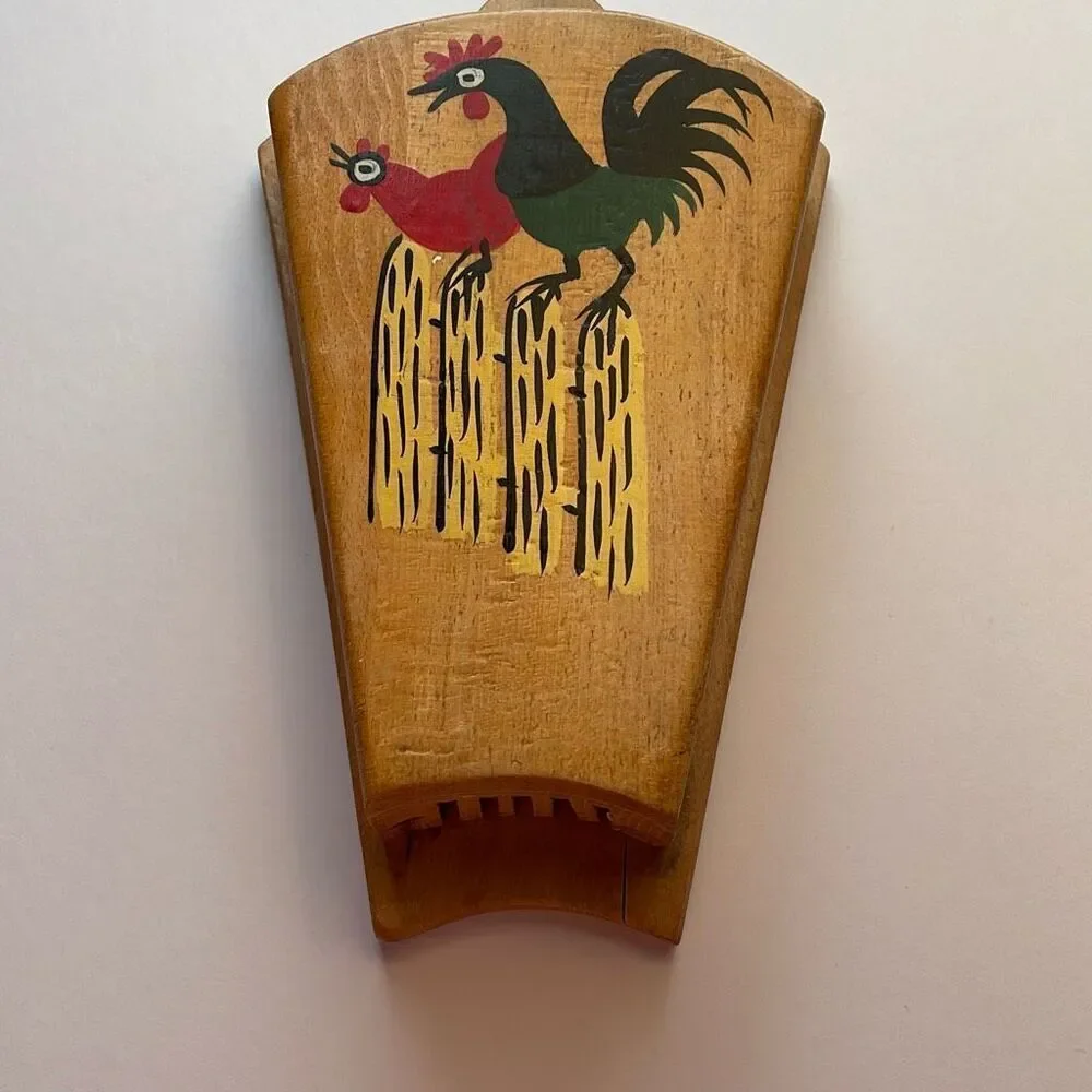 Vintage Midcentury Nevco Rooster painted wooden 5 knife holder.